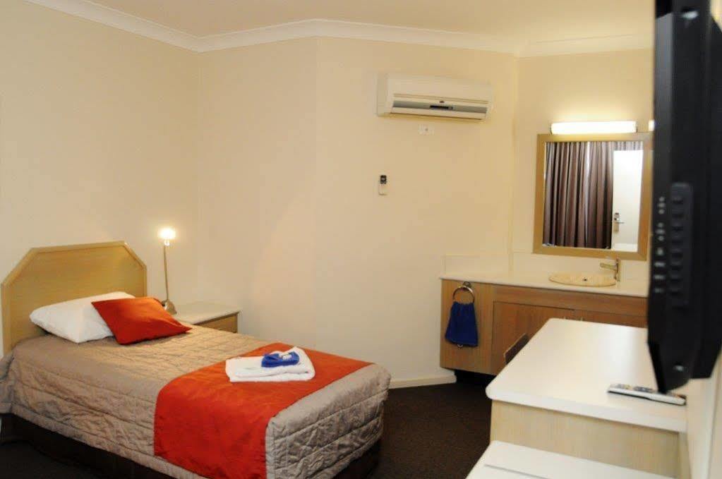 Dubbo Rsl Club Motel Bagian luar foto
